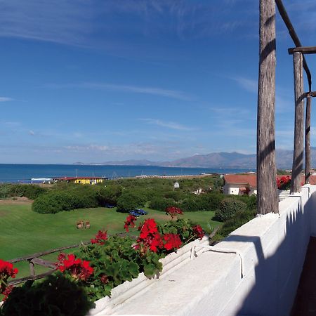 Hotel Della Baia Baia Domizia Exteriér fotografie