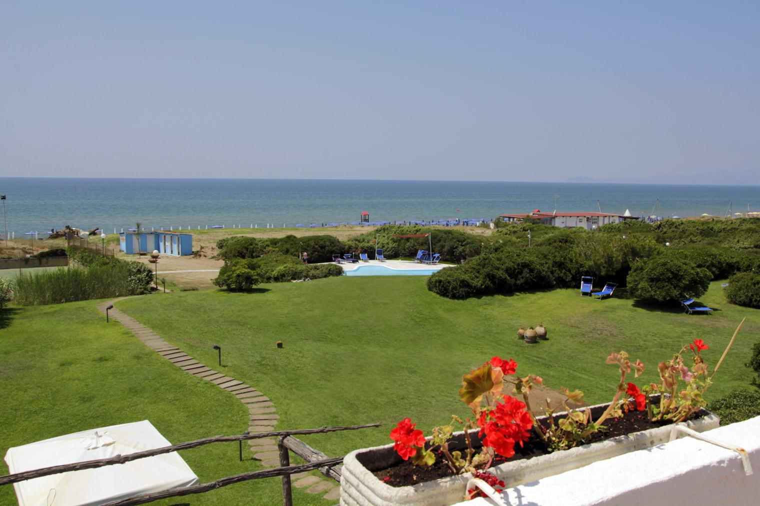 Hotel Della Baia Baia Domizia Exteriér fotografie