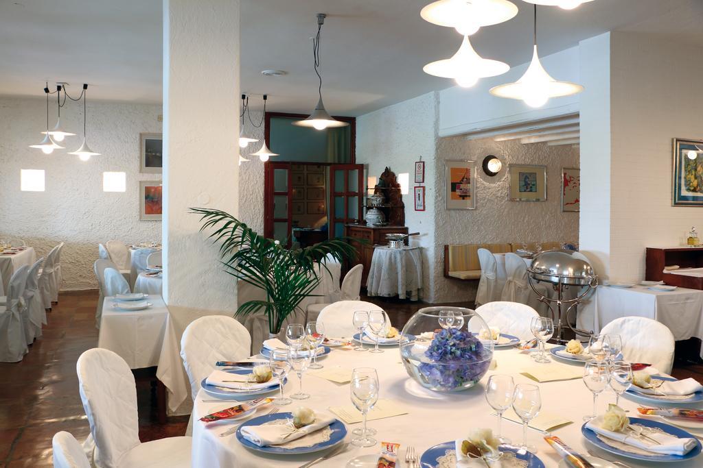 Hotel Della Baia Baia Domizia Exteriér fotografie